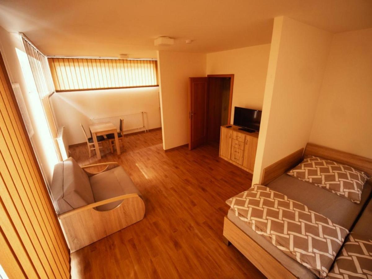 Pyramida Broumov Aparthotel Ngoại thất bức ảnh
